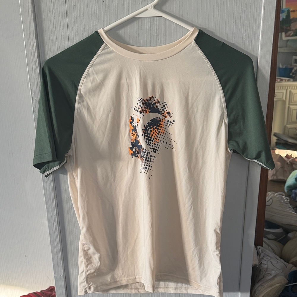 ZYIA Graphic Tee with Cream and Green
